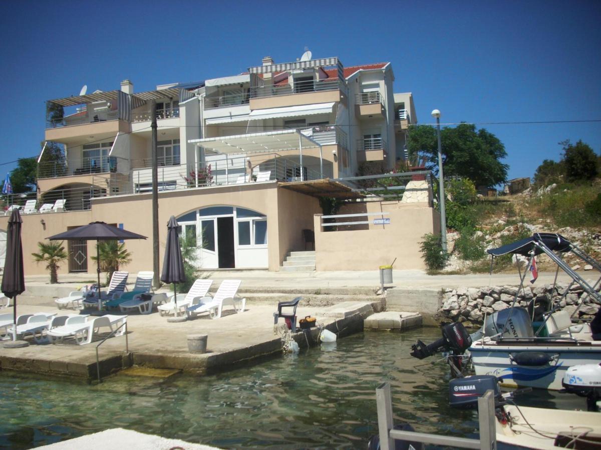Apartments Kala Janjina Luaran gambar