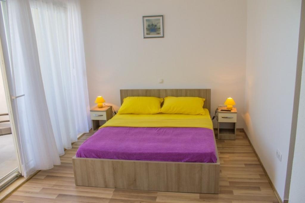Apartments Kala Janjina Bilik gambar
